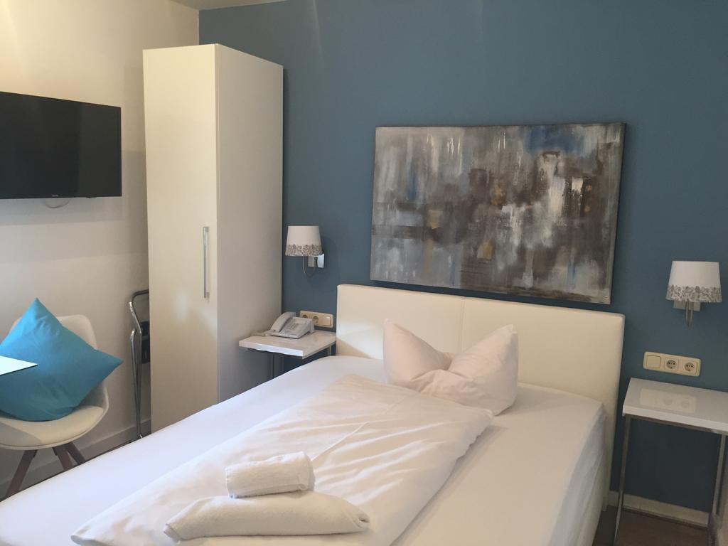 Arthotel Restaurant Pfeffermuehle Ingolstadt Pokoj fotografie